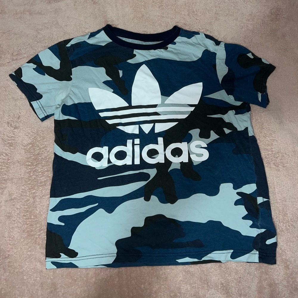 Adidas Tshirt